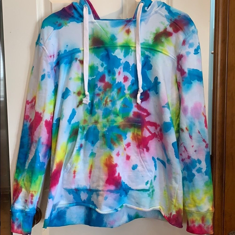 Modern Canvas tie-dye sweatshirt
